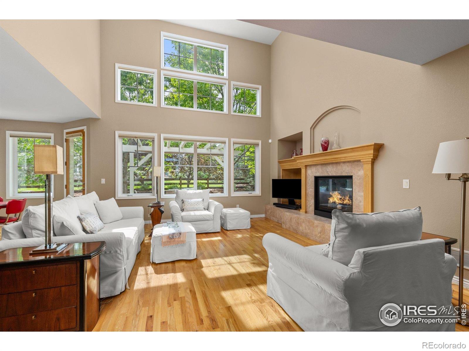 1231 Hawk Ridge Road