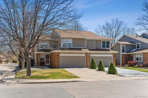 Photo of 1550 S Syracuse Street, Denver, CO 80231 (MLS # 2632287)