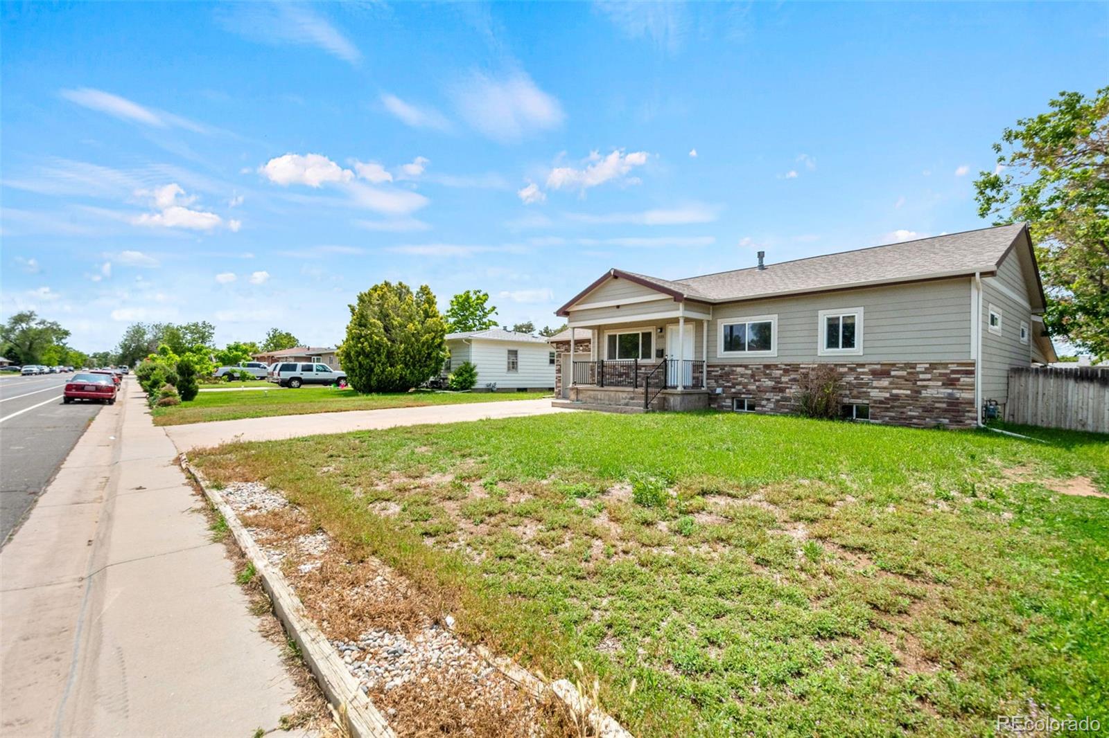 335 N 11th Avenue