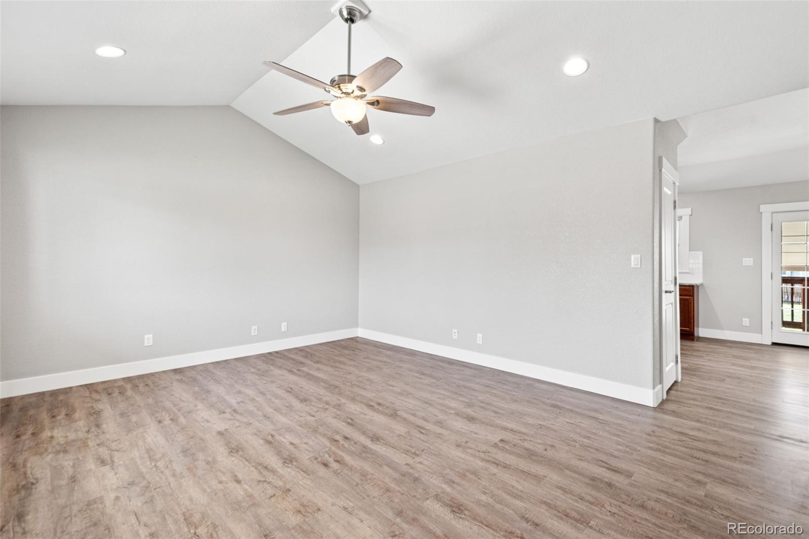 335 N 11th Avenue