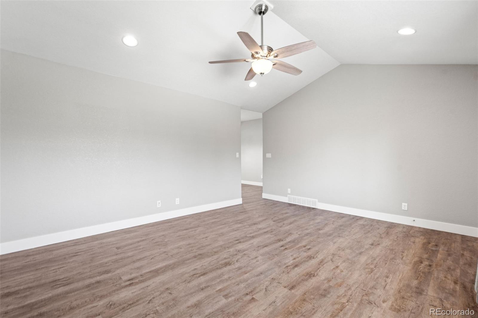 335 N 11th Avenue