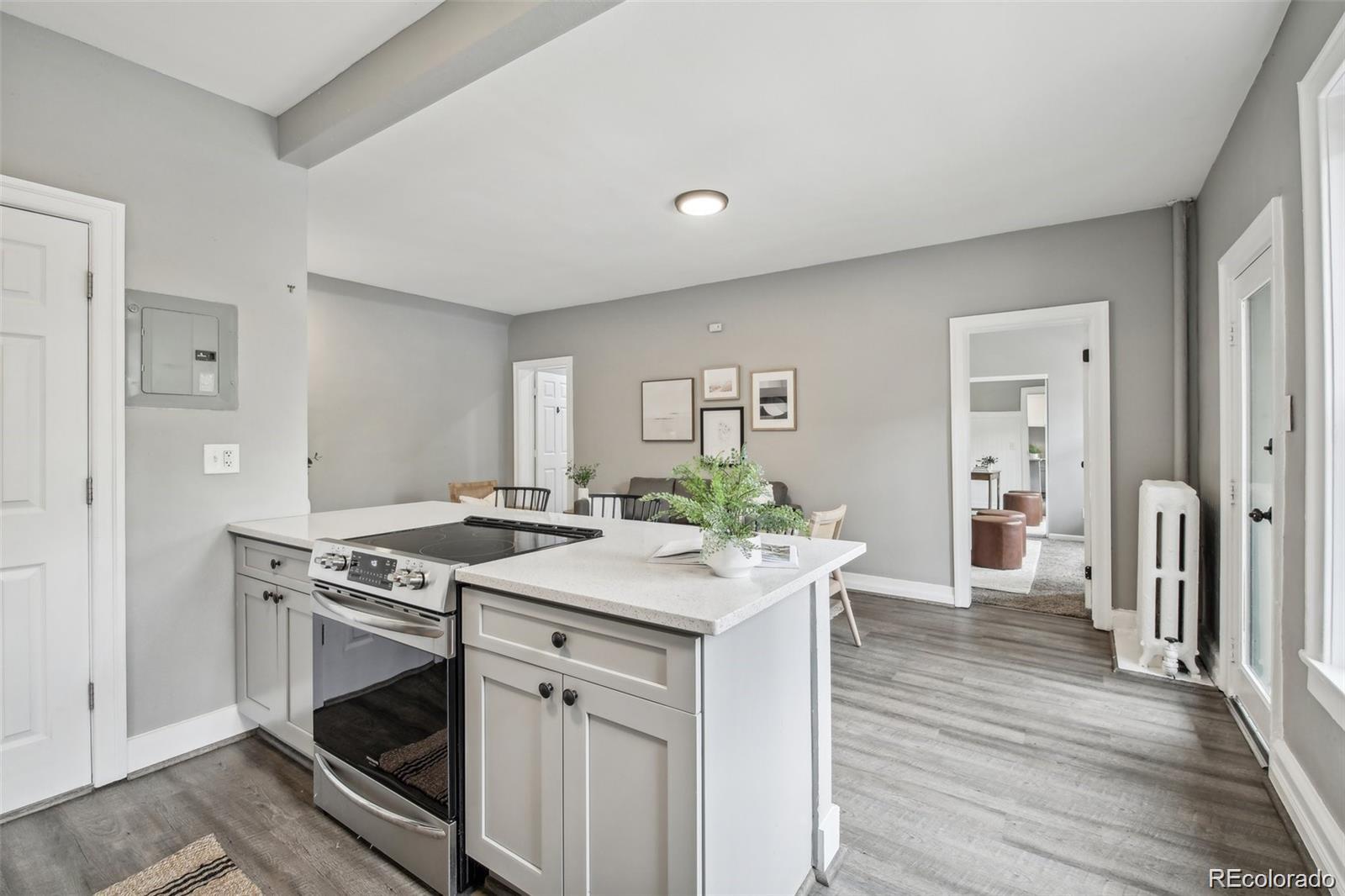 1376 N Pearl Street 109