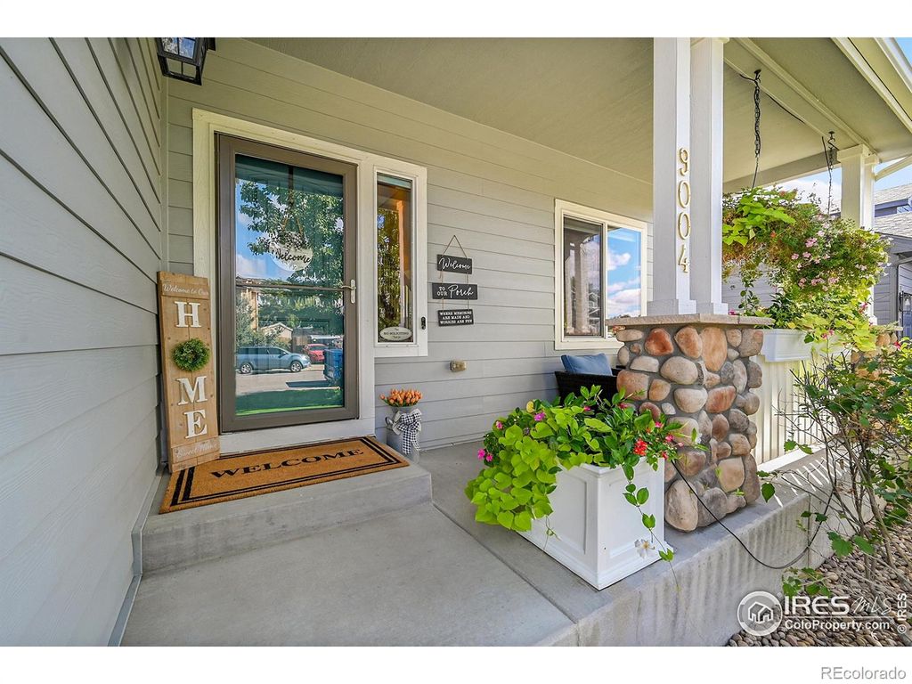 Photo of 9004 Harlequin Circle, Longmont, CO 80504 (MLS # IR1045482)
