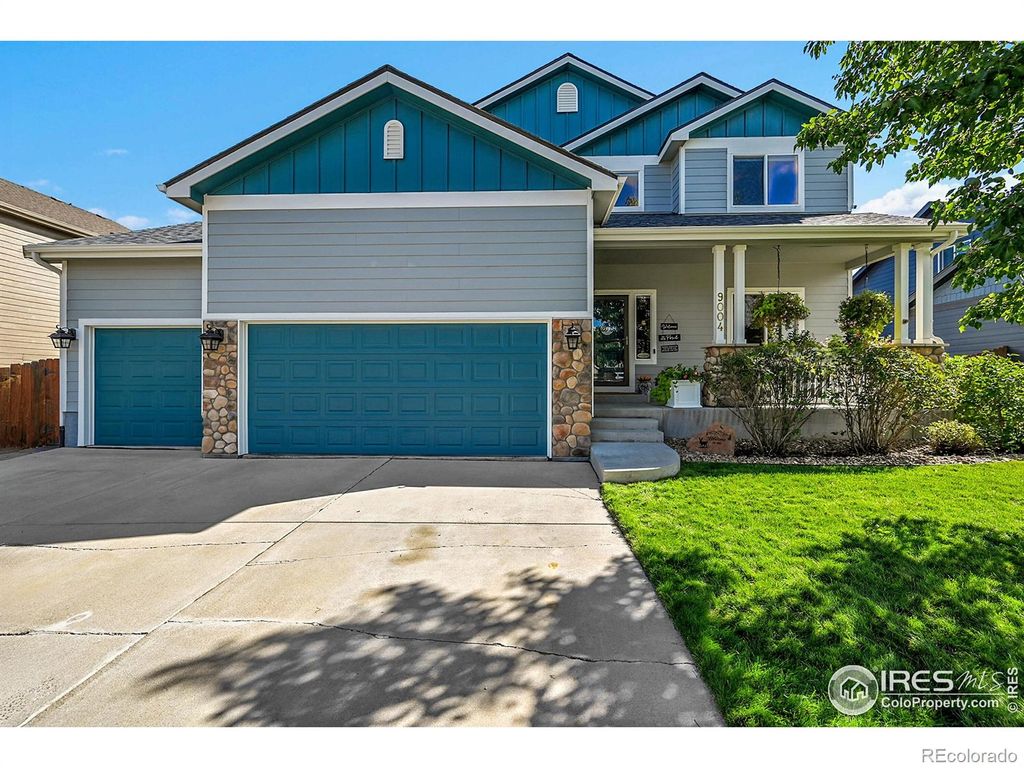 Photo of 9004 Harlequin Circle, Longmont, CO 80504 (MLS # IR1045482)