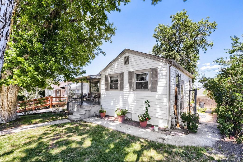 Photo of 830 Julian Street, Denver, CO 80204 (MLS # 9258705)