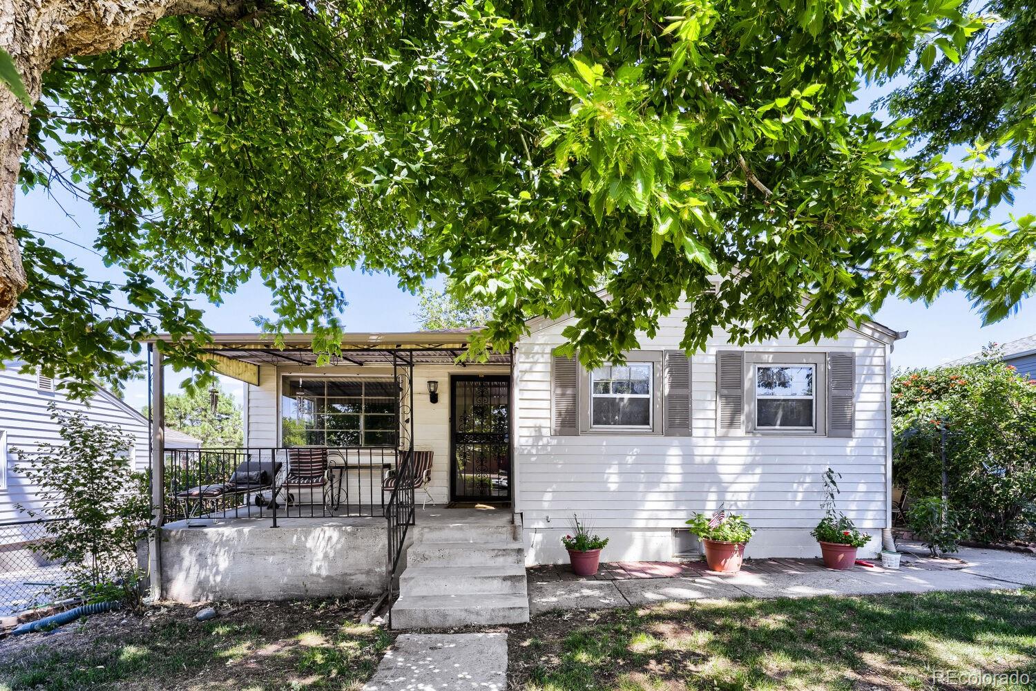 830 Julian Street
