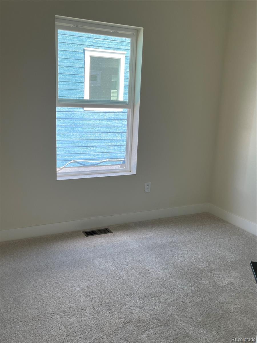 3203 Robud Farms