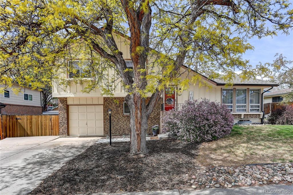 Photo of 8397 Yarrow Court, Arvada, CO 80005 (MLS # 7074205)