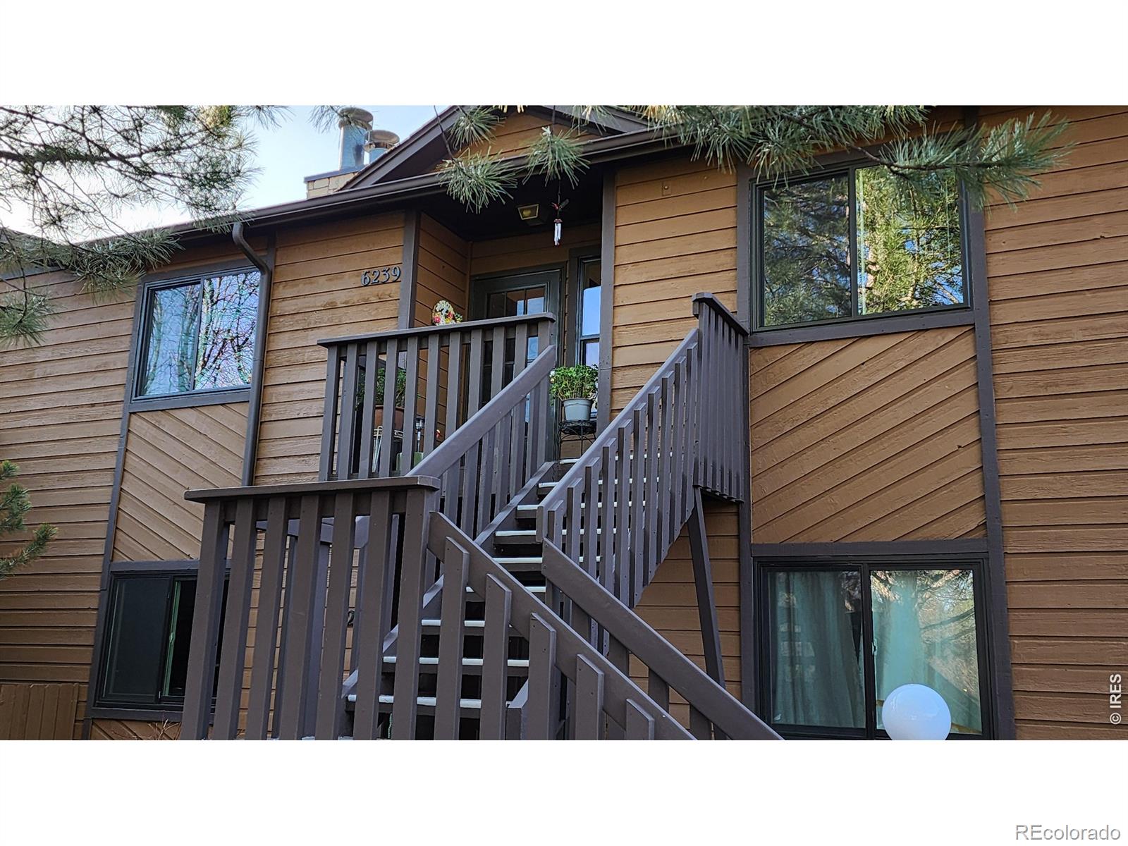 6239 Willow Lane