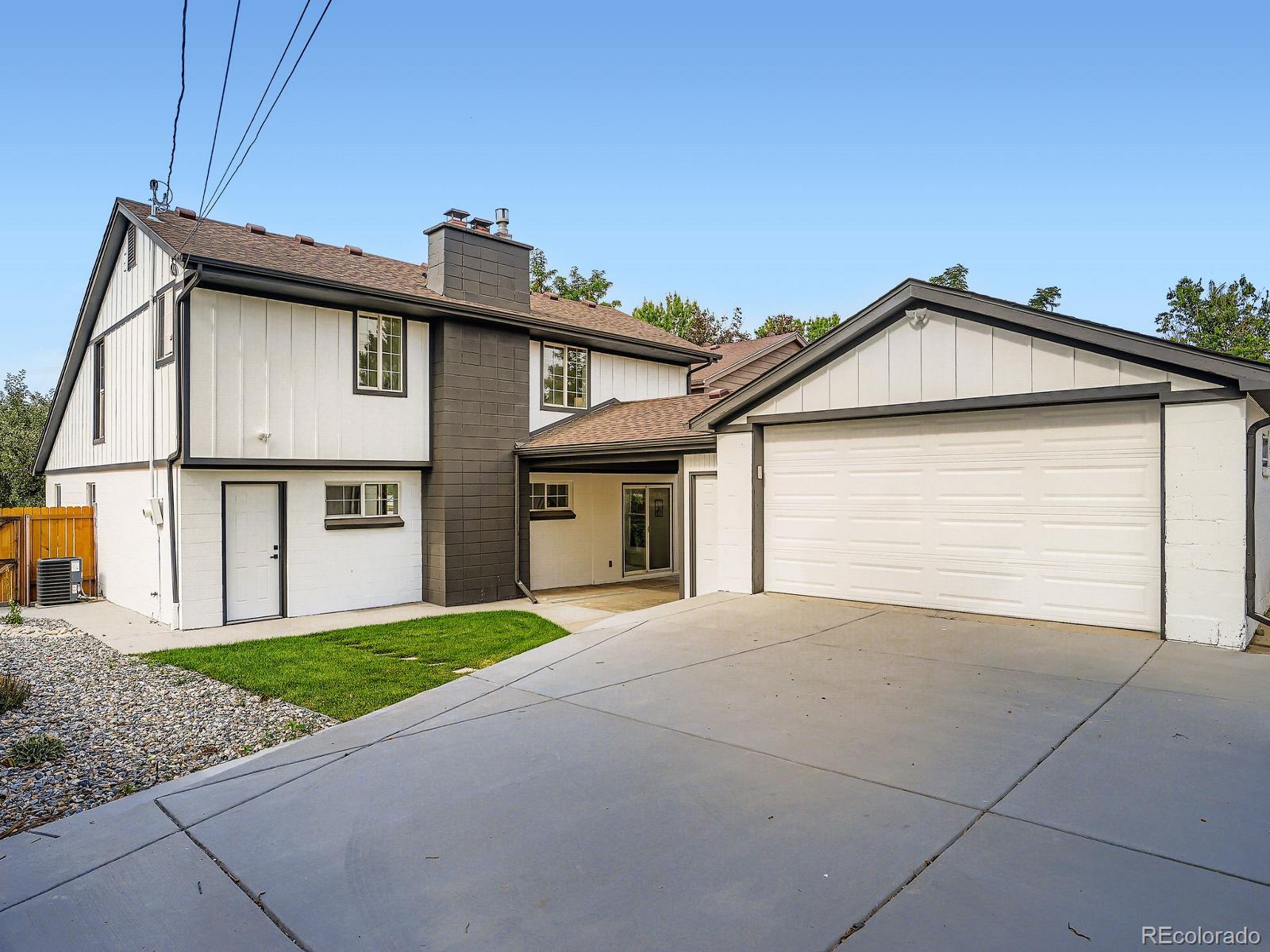 2280 W Custer Place