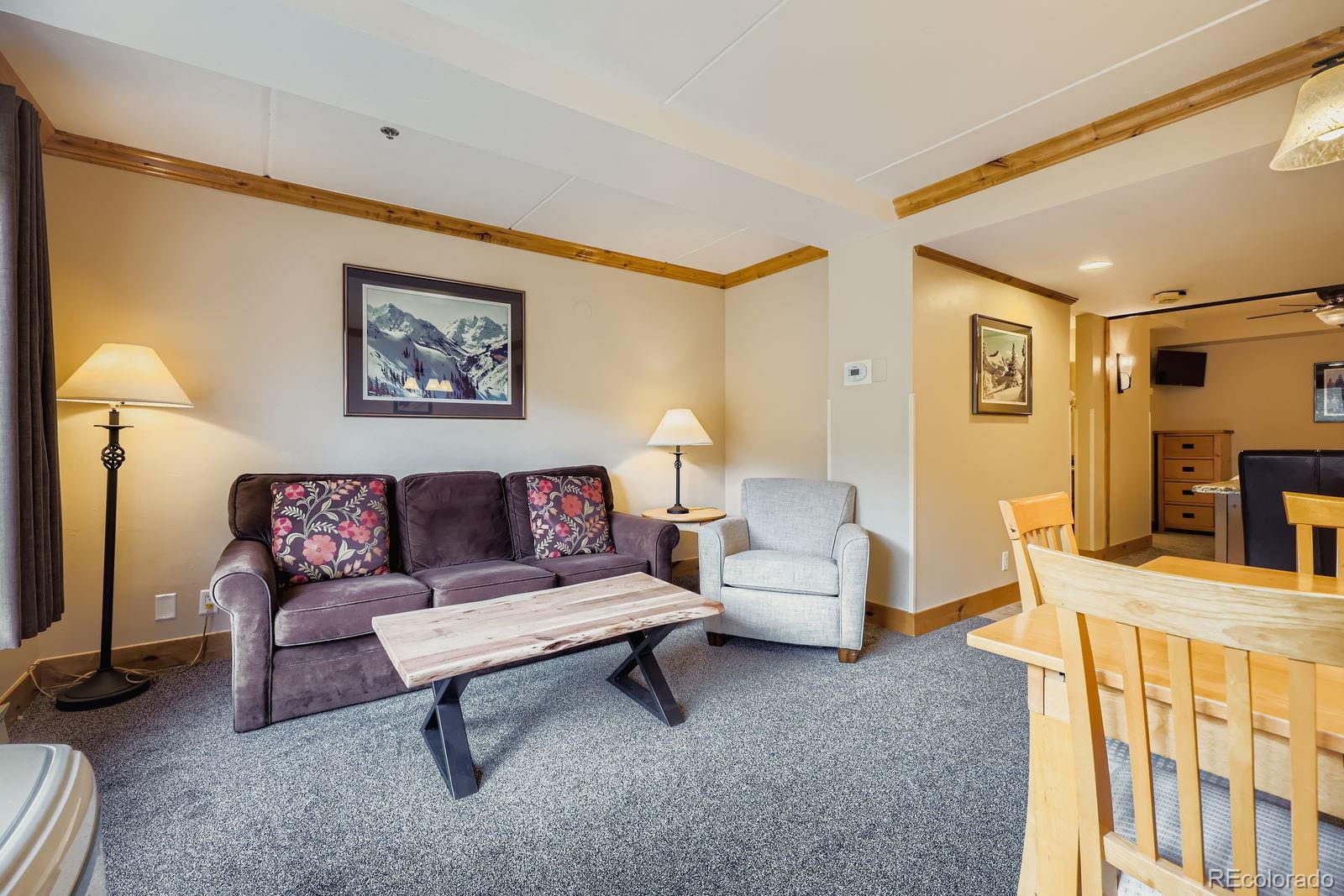 640 Village Road 4320