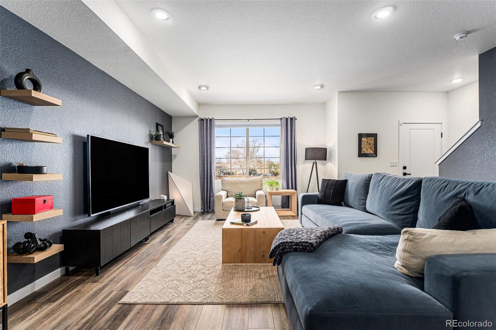 811 E 98th Avenue 502