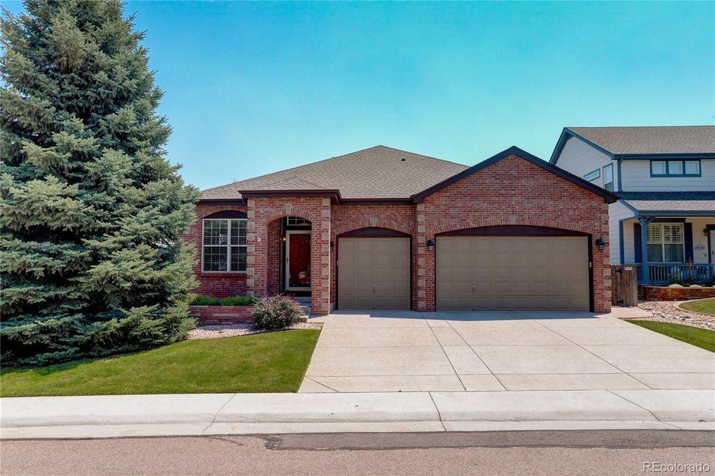 Photo of 1118 Berganot Trail, Castle Pines, CO 80108 (MLS # 3674747)