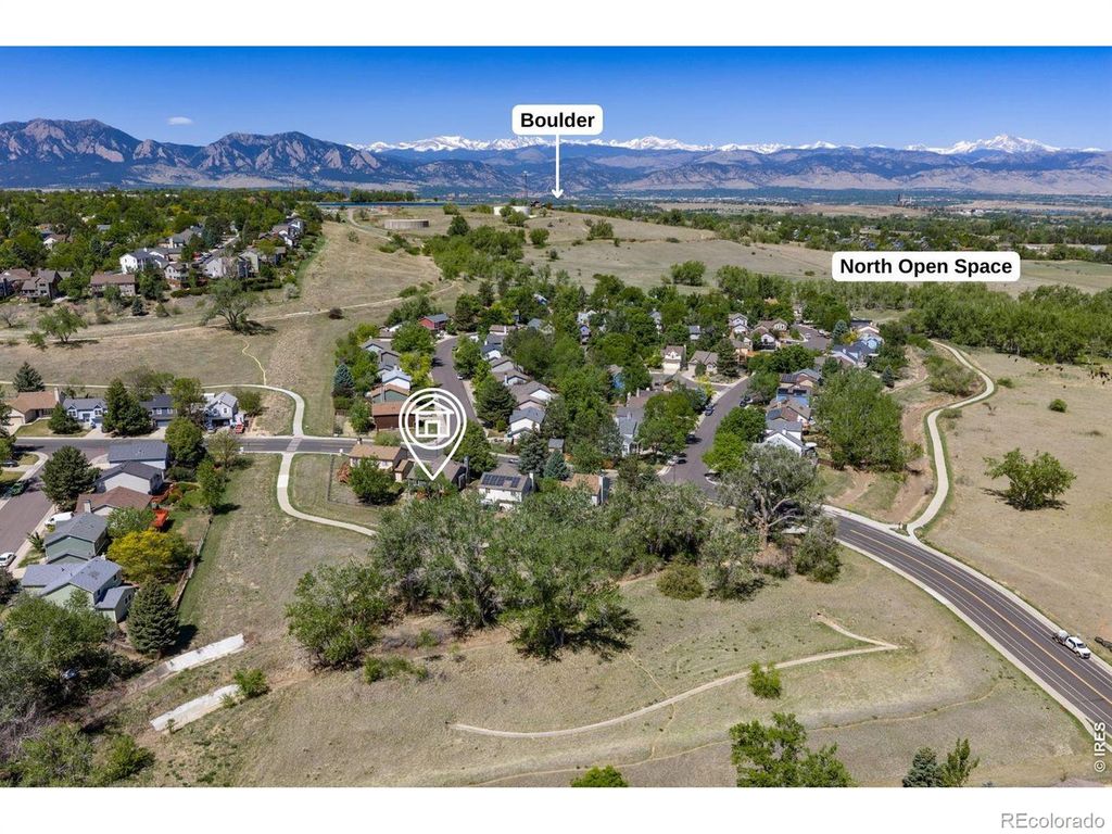 Photo of 2124 W Centennial Drive, Louisville, CO 80027 (MLS # IR1059321)