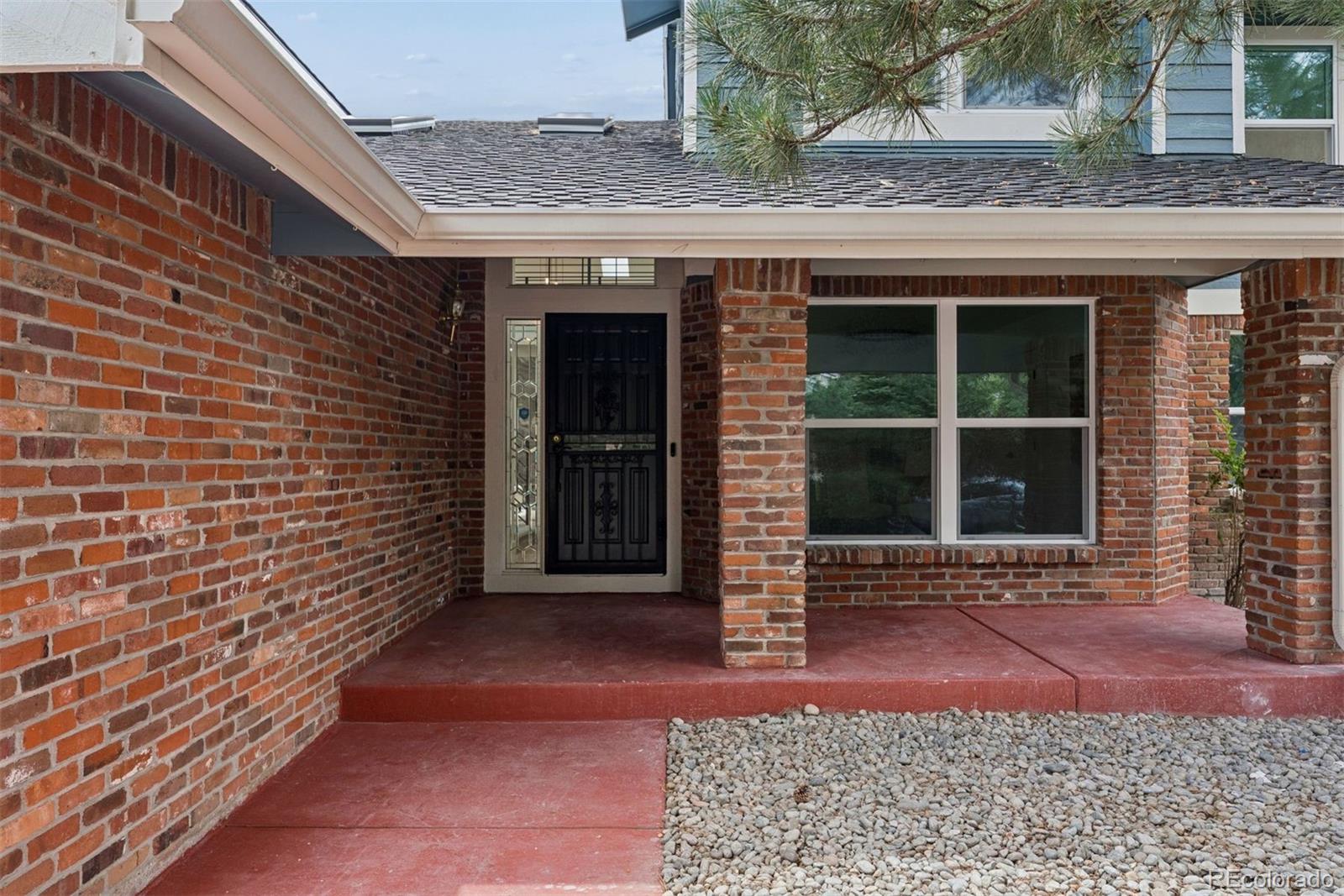 16526 E Alamo Place