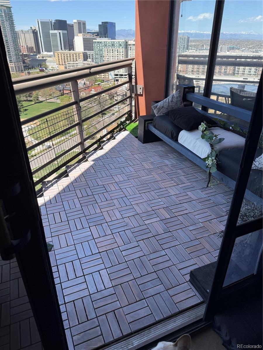 100 Park Avenue 1708
