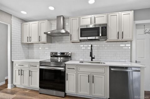 842 Grove Street Denver CO 80204