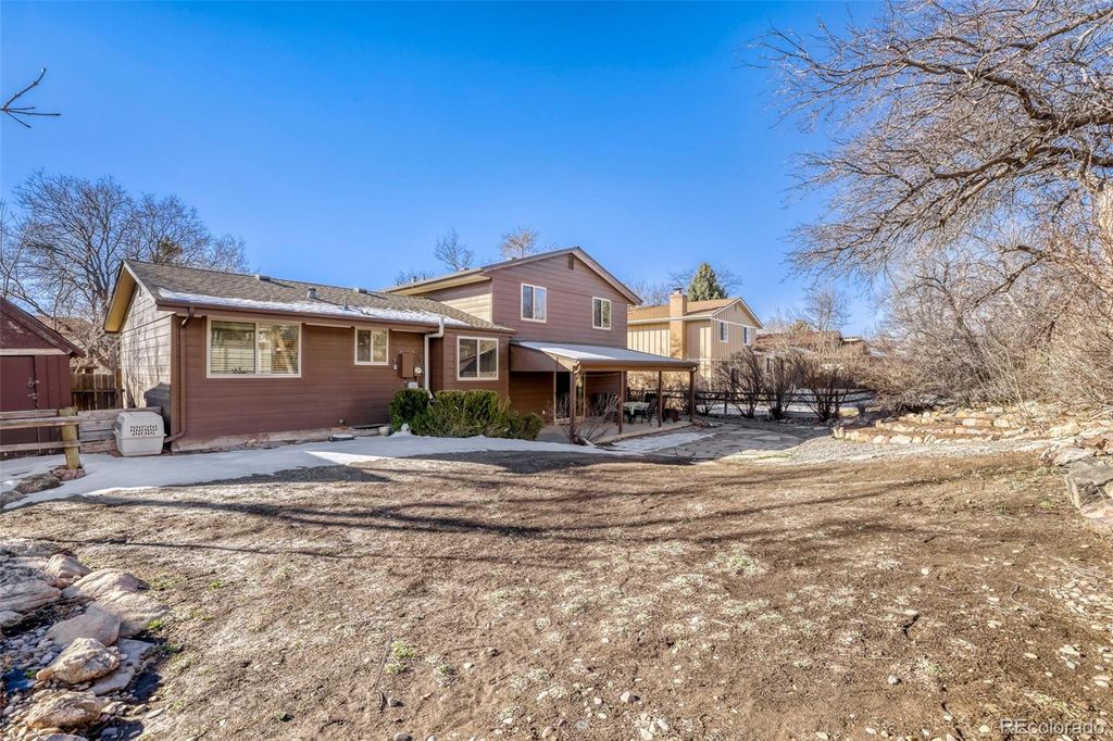 Photo of 10135 W Iowa Avenue, Lakewood, CO 80232 (MLS # 8402374)