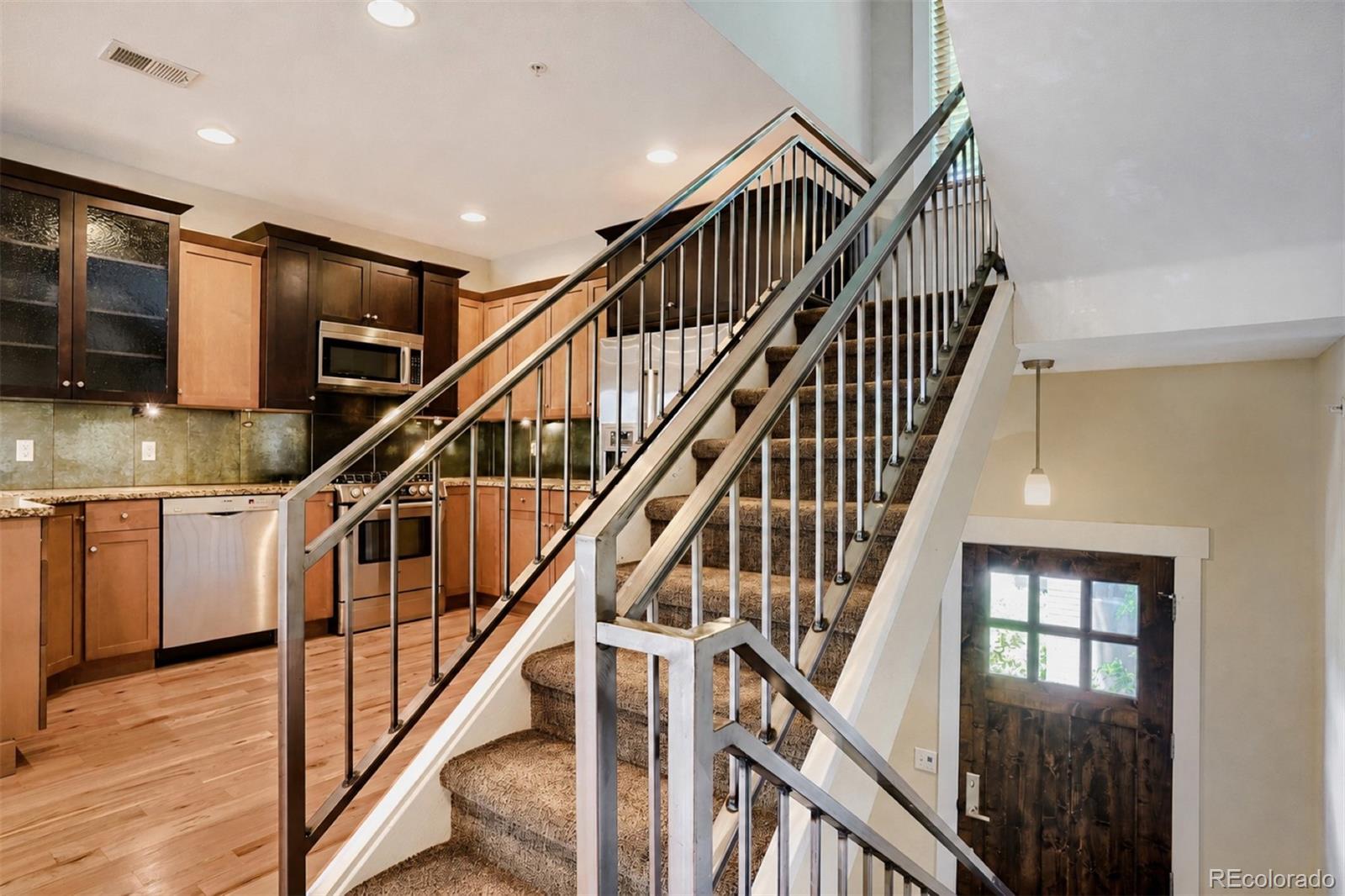 930 S Pearl Street 101