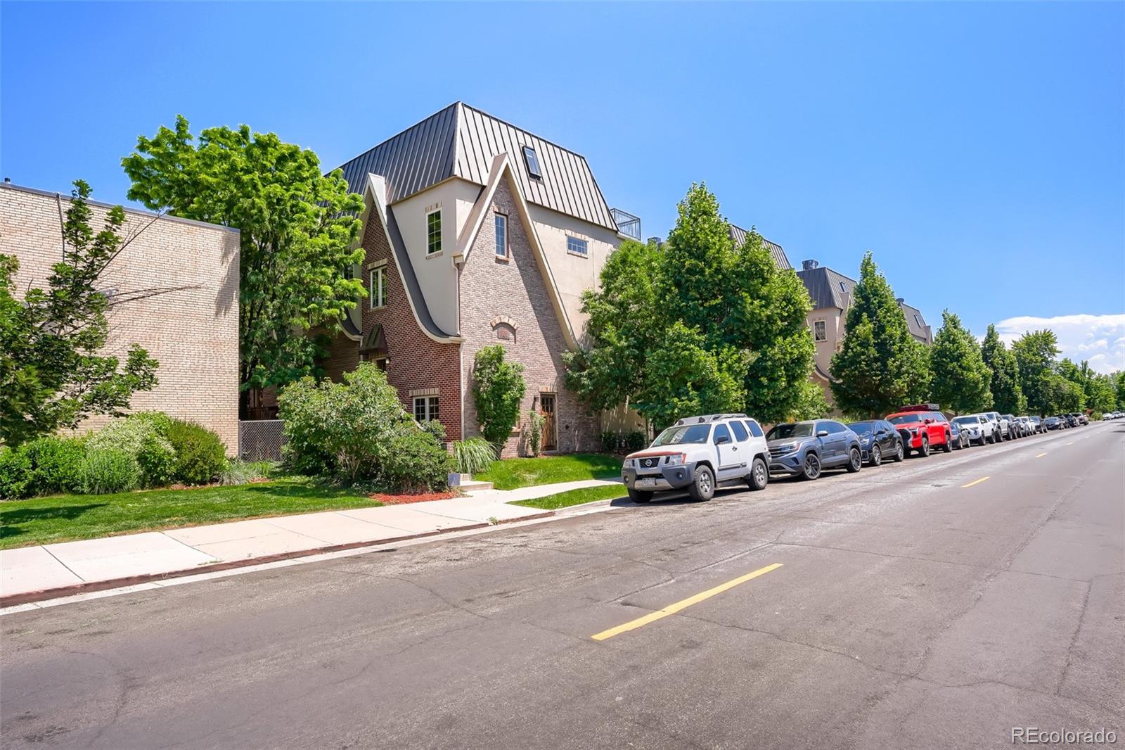 930 S Pearl Street 101