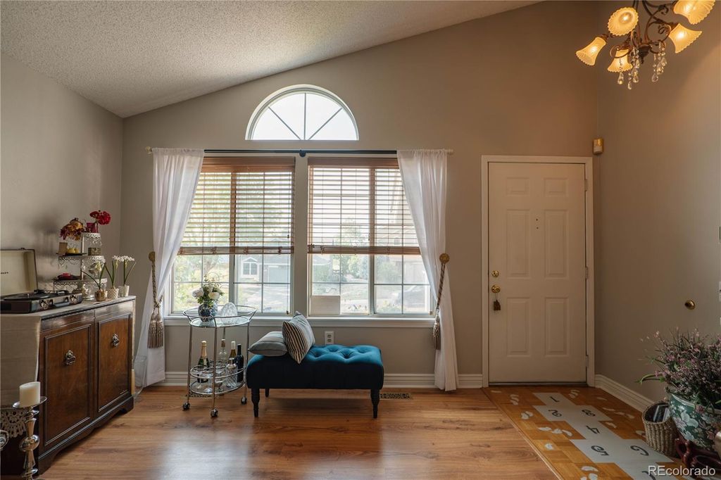 Photo of 1258 Ridgeglen Way, Littleton, CO 80126 (MLS # 3180209)