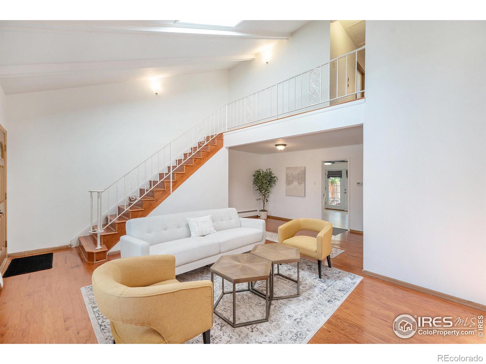 1945 Yank Court, Golden, CO, 80401 3 1945 Yank Court