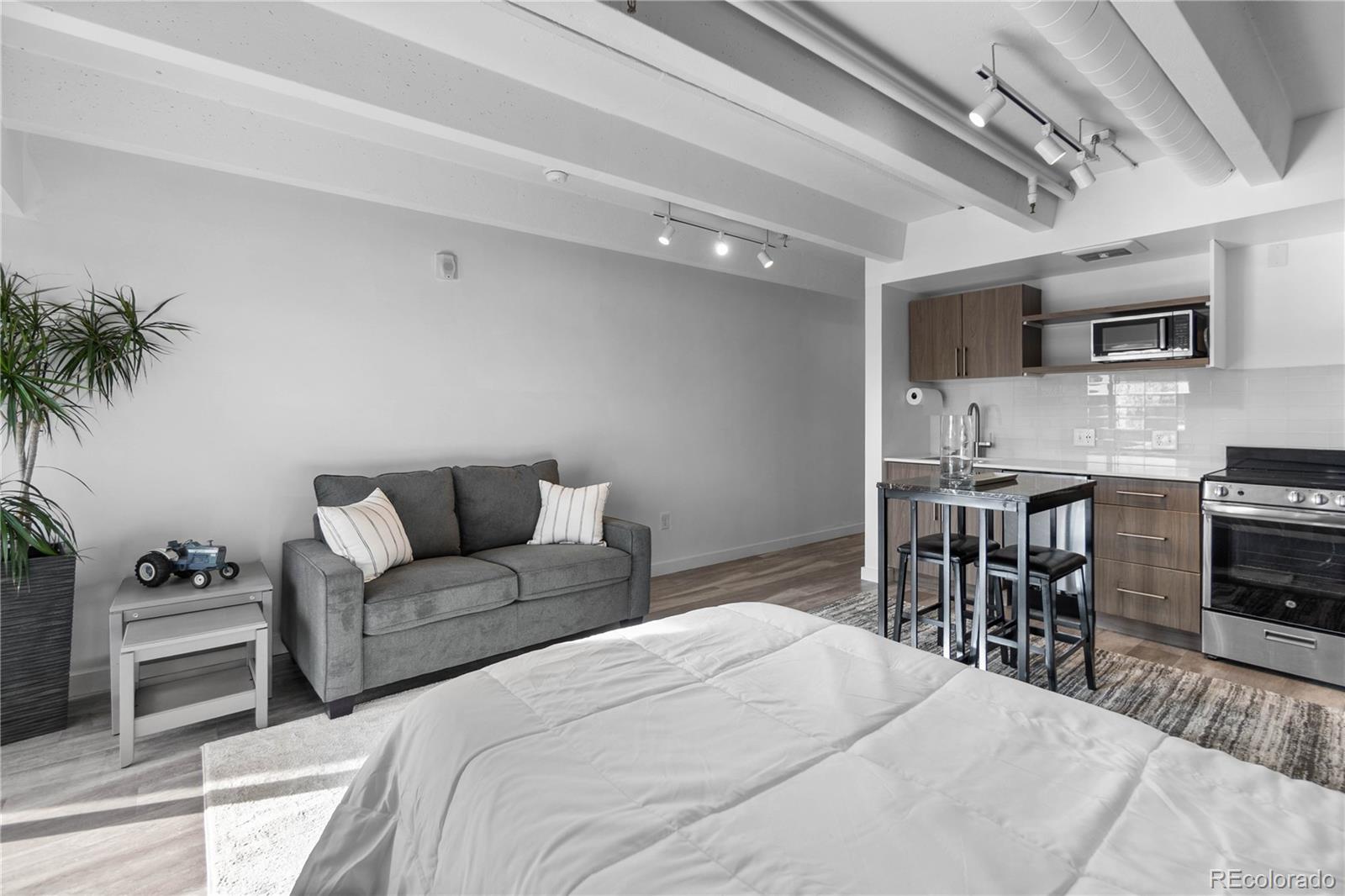 1495 Vrain Street 304