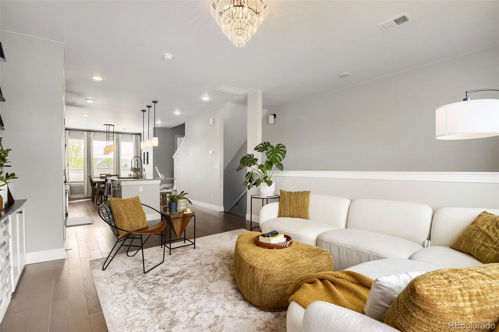 4355 Cyan Circle E