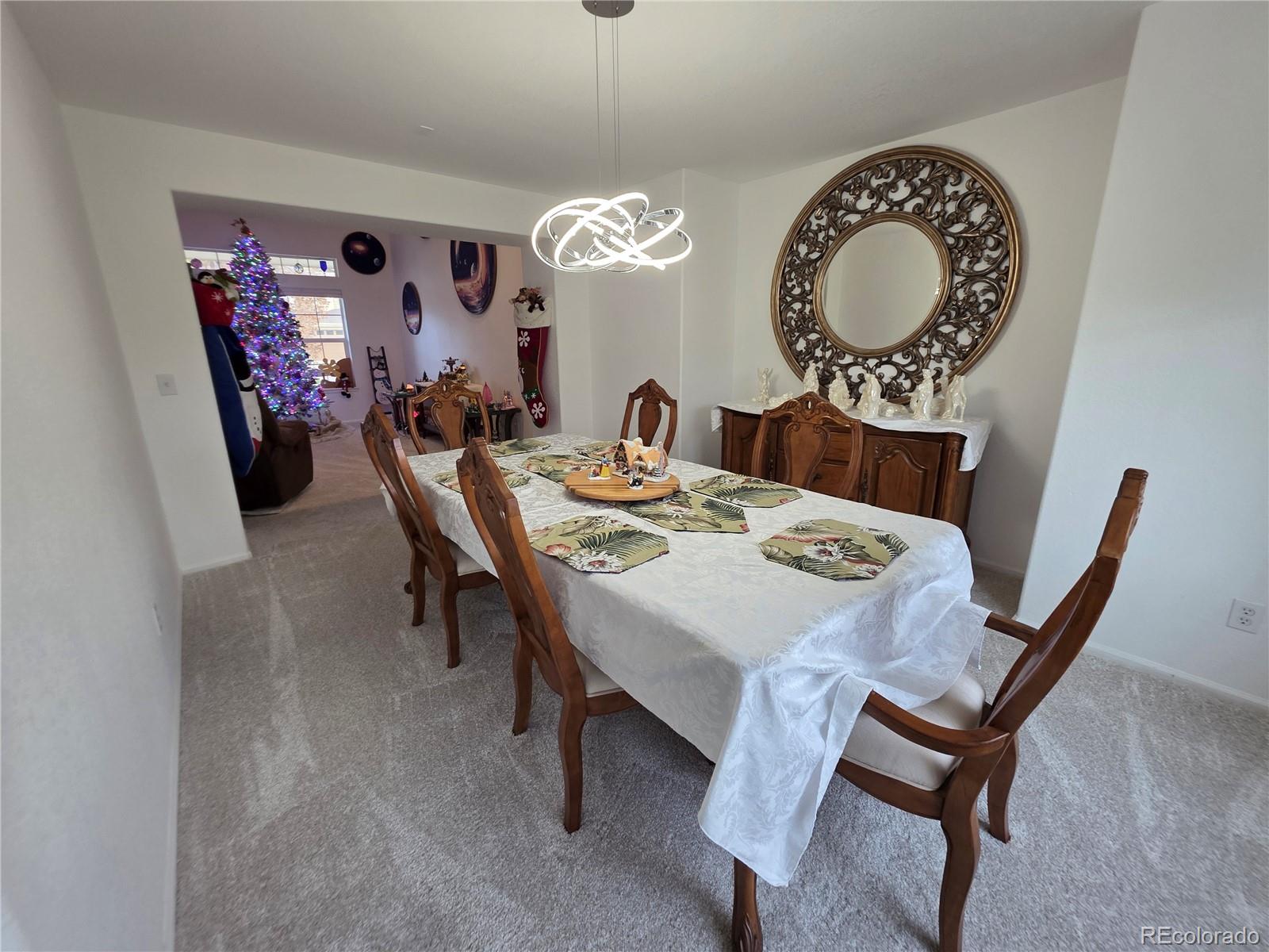 14985 Elizabeth Street