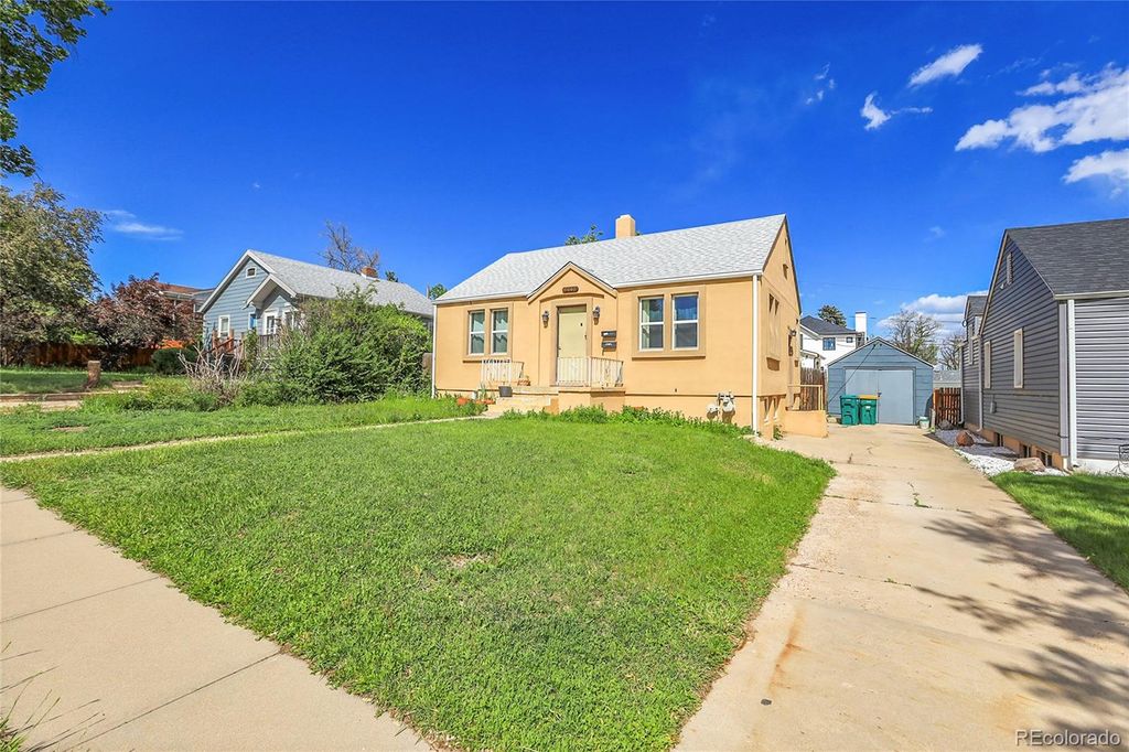 Photo of 3006 Depew Street, Wheat Ridge, CO 80214 (MLS # 8748299)