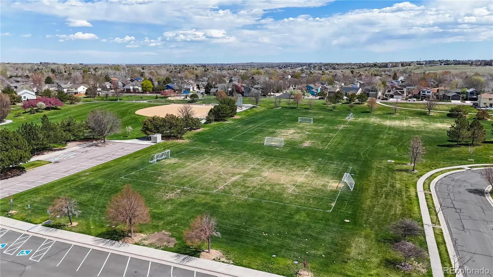 Broomfield, Colorado 80020, United States, 3 Bedrooms Bedrooms, ,3 BathroomsBathrooms,Residential,Pending,211582