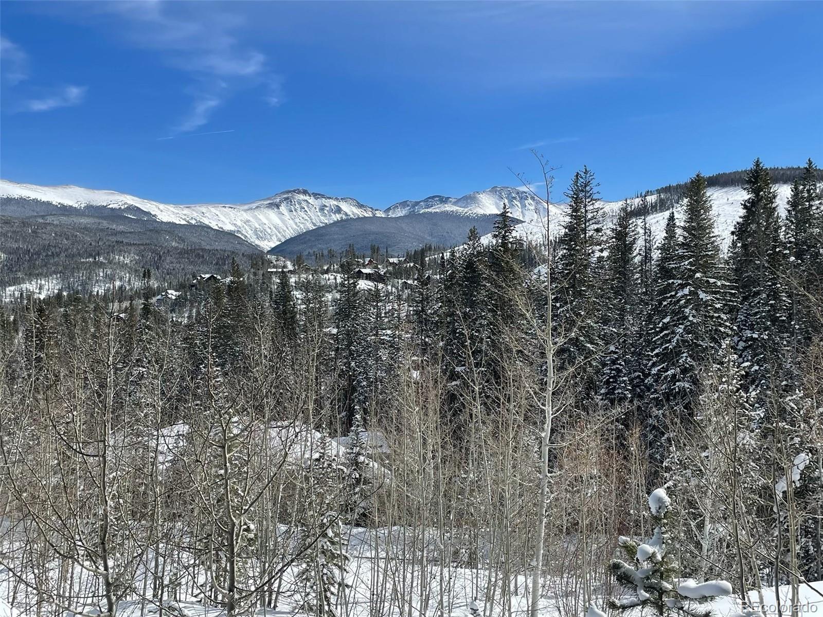 386 Lake Trail