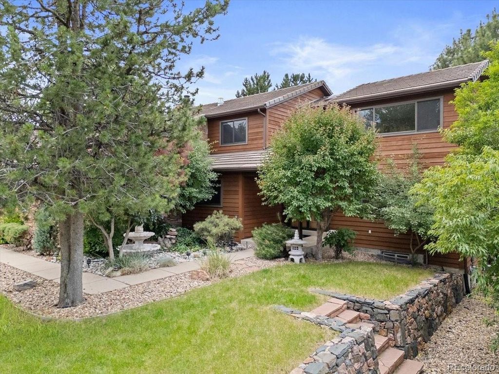 Photo of 1025 S Butler Way, Lakewood, CO 80226 (MLS # 5509794)
