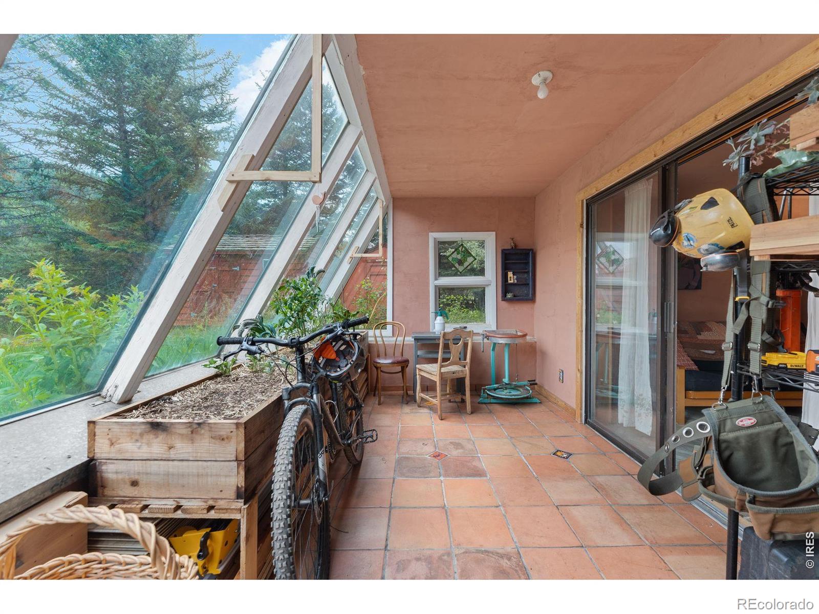425 Caribou Road