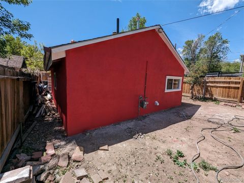 Duplex in Colorado Springs CO 315 Monument Street 30.jpg