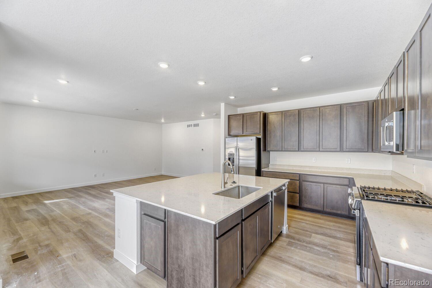 10874 Tundra Top Drive