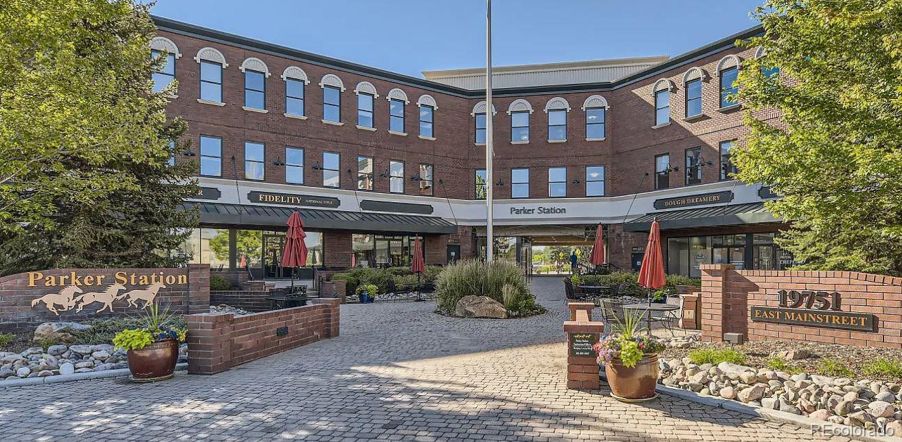 10874 Tundra Top Drive