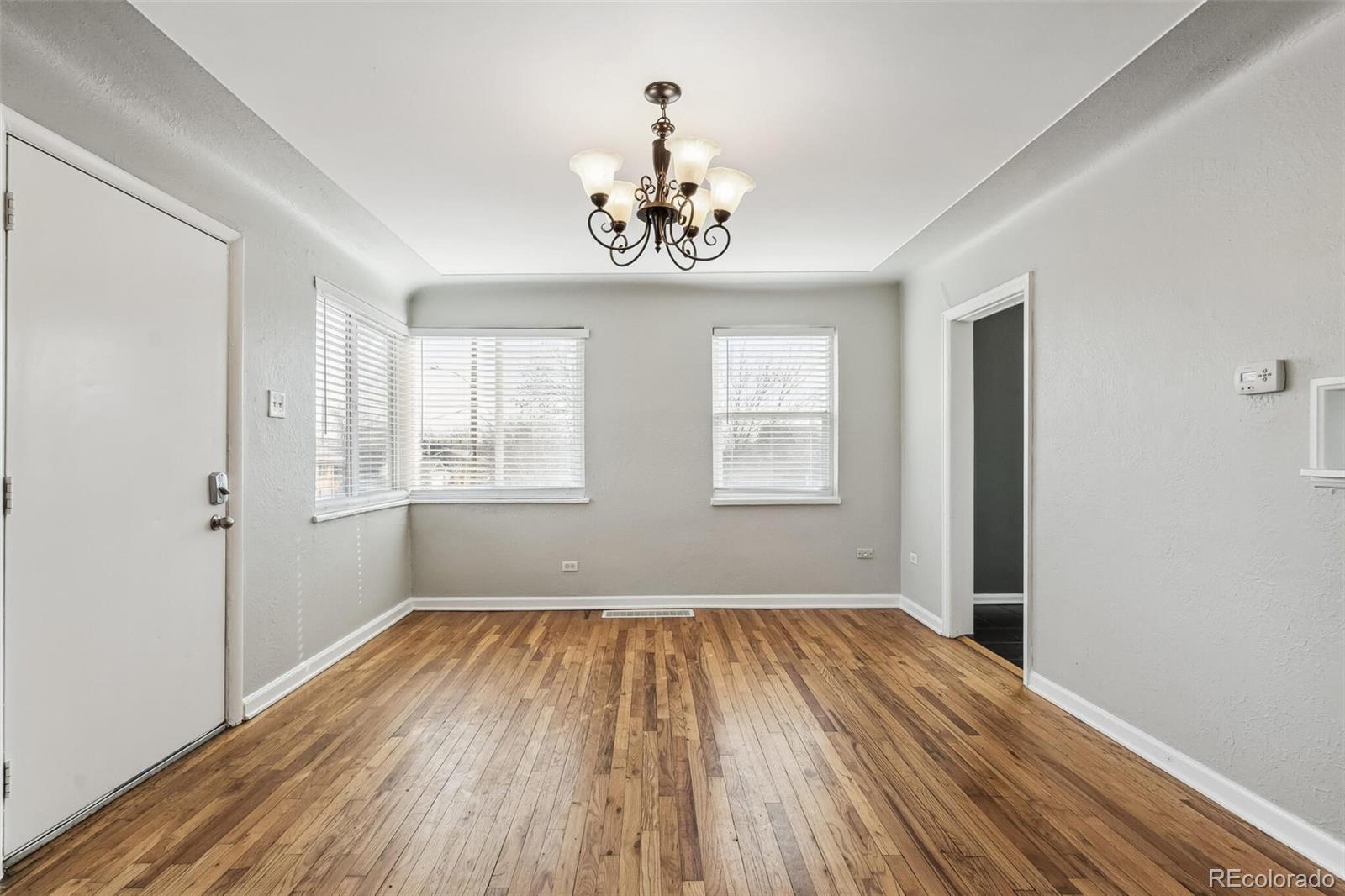 2300 W 39th Avenue