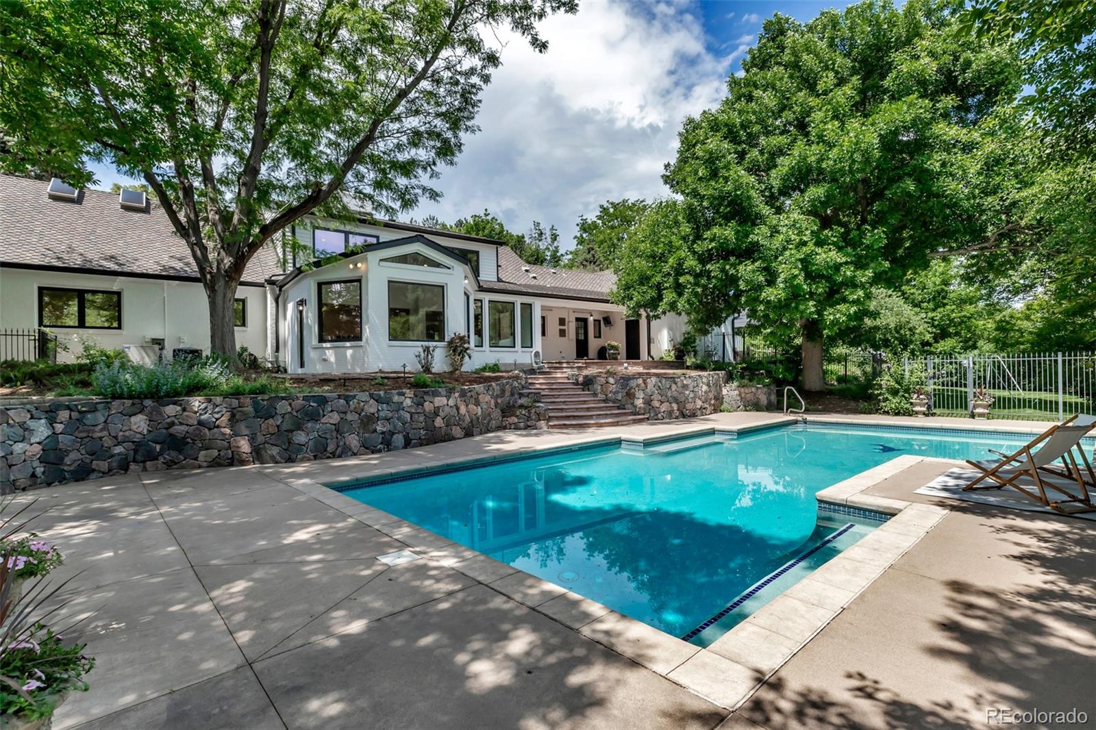 17 E Belleview Lane