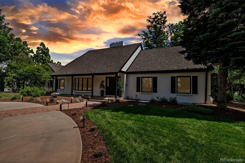 Photo of 17 E Belleview Lane, Greenwood Village, CO 80121 (MLS # 5554681)