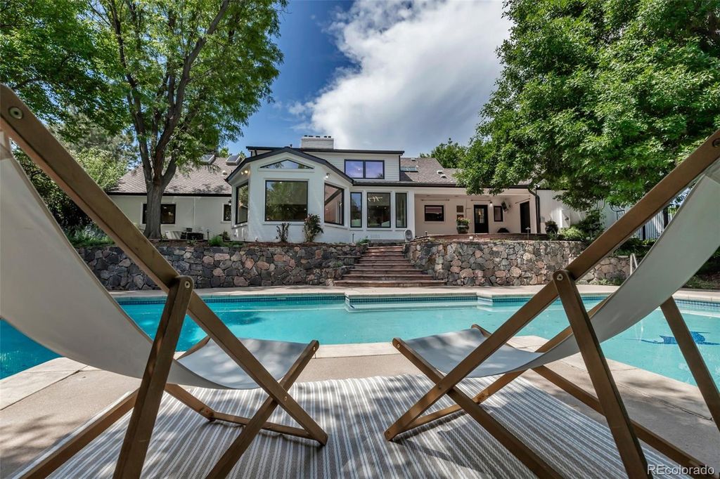 Photo of 17 E Belleview Lane, Greenwood Village, CO 80121 (MLS # 5554681)
