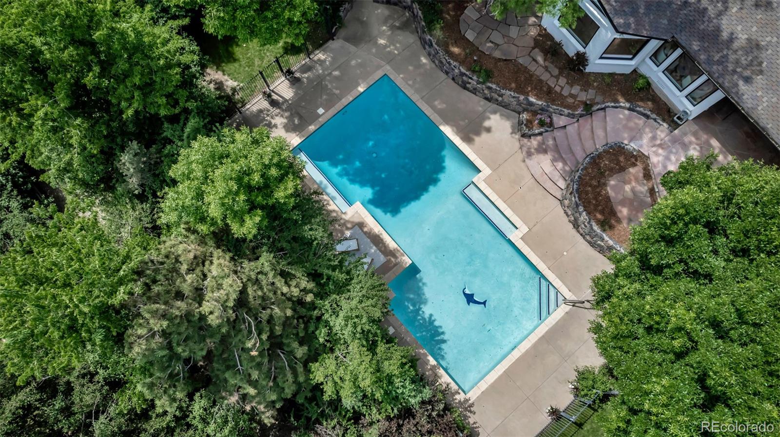 17 E Belleview Lane