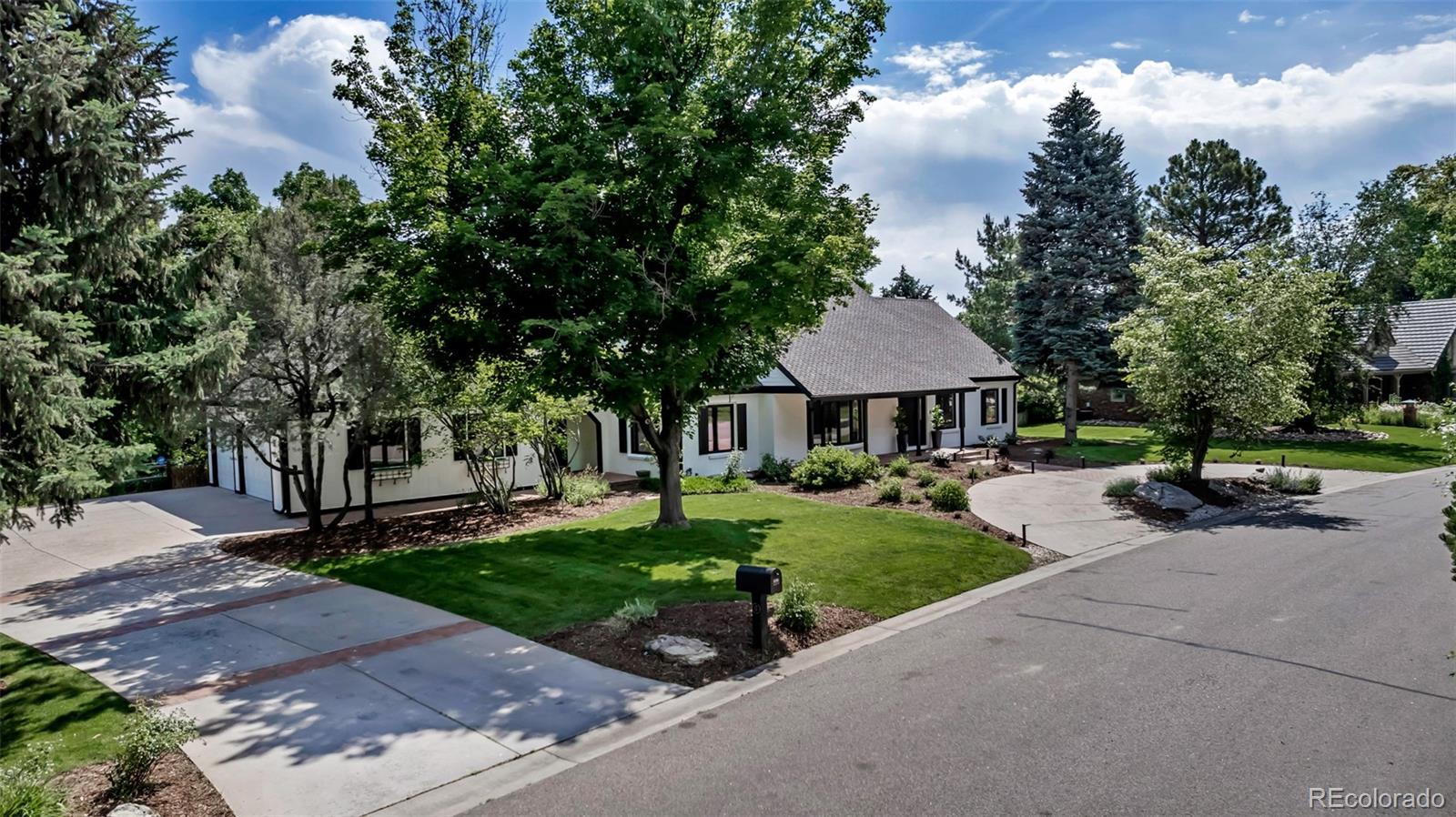 17 E Belleview Lane