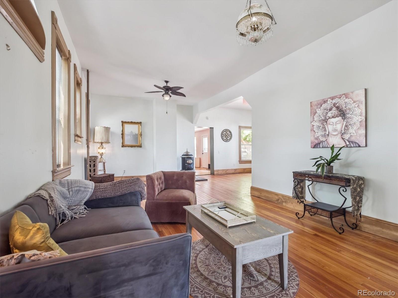 3 S Newton Street