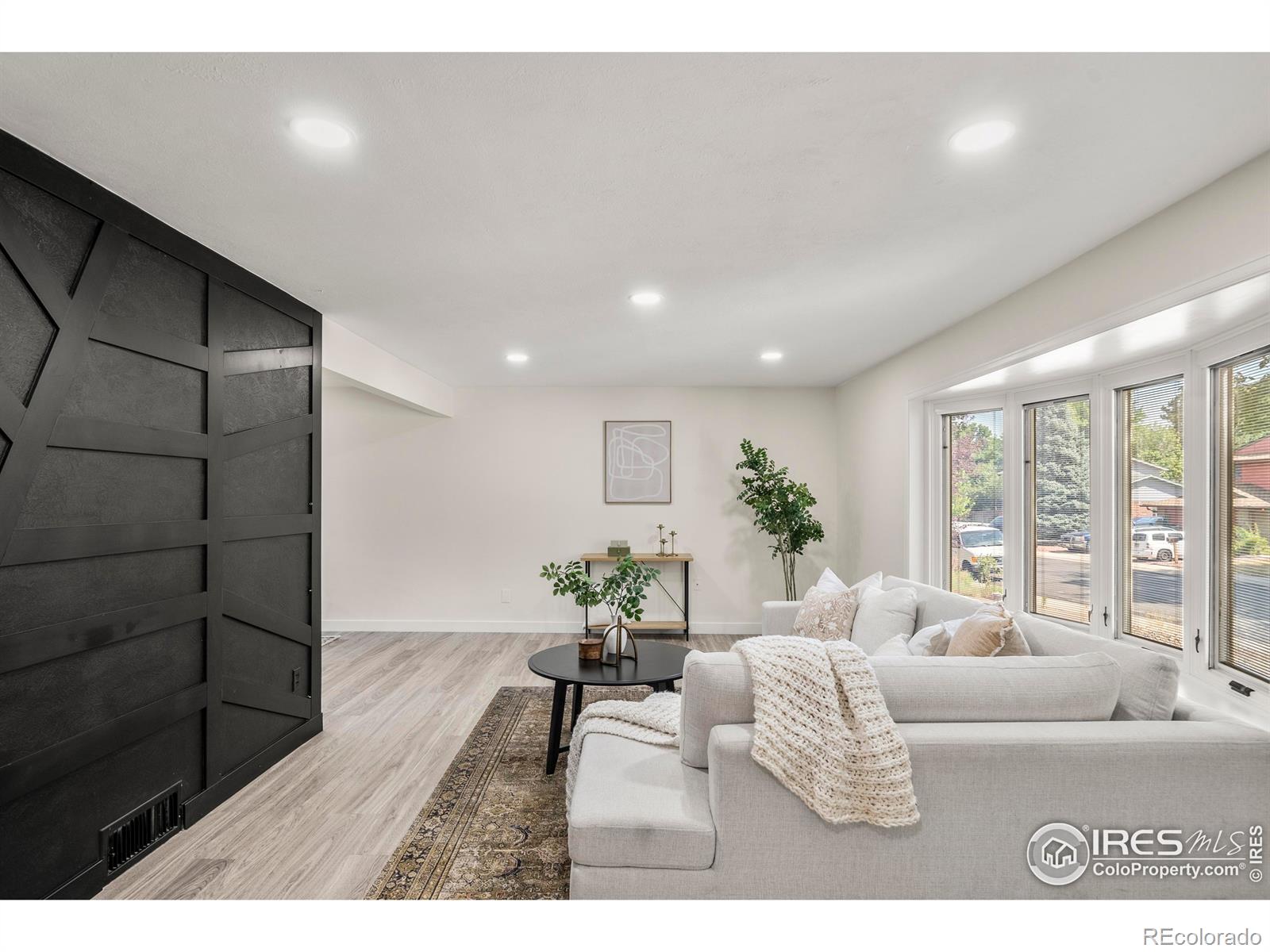 10641 King Court