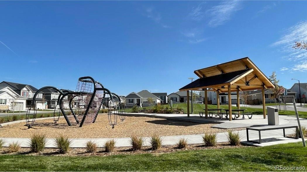 662 N Clubview Street, Watkins, CO, 80137 4 662 N Clubview Street
