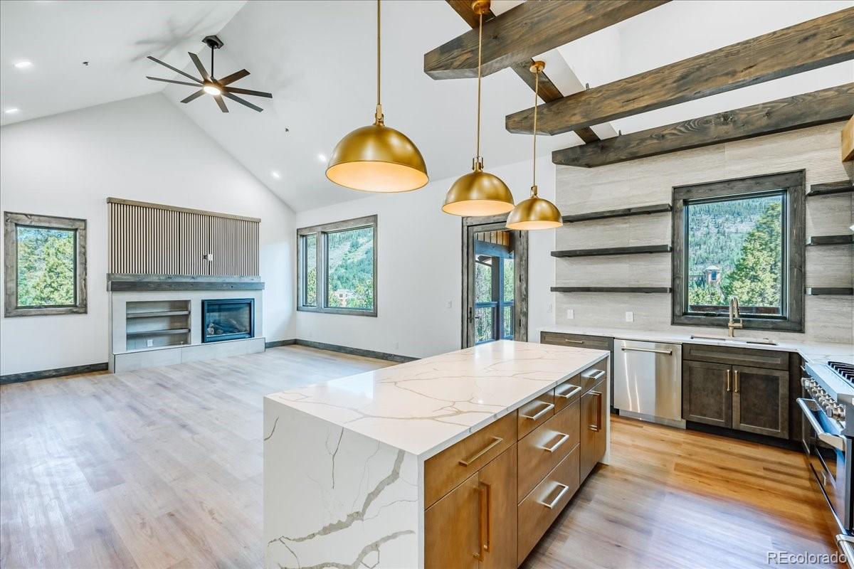 0117 Lake Ridge Circle 1863