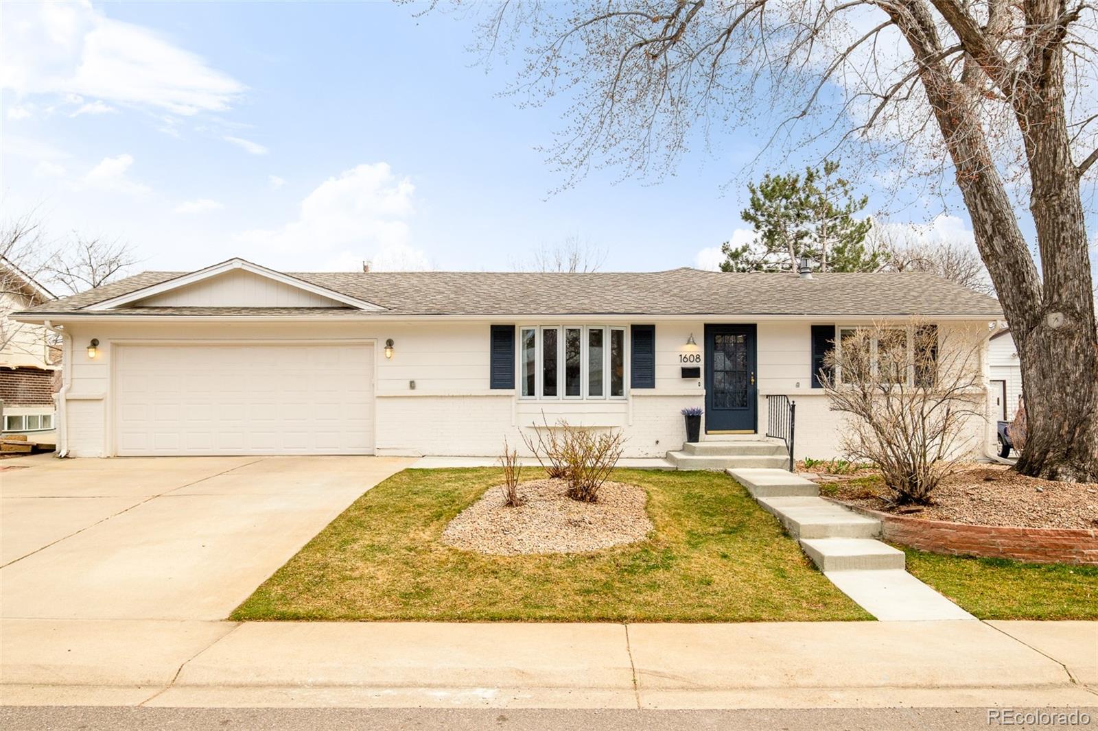 1608 Longs Peak Drive