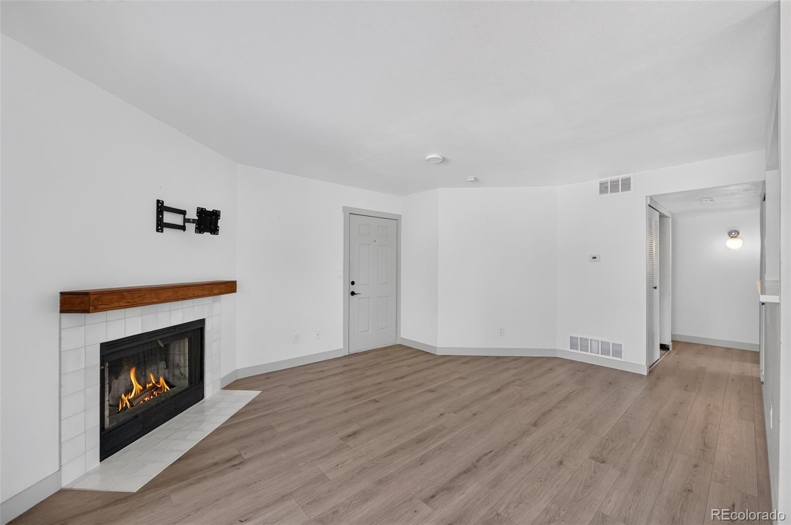 5706 W Asbury Place 108
