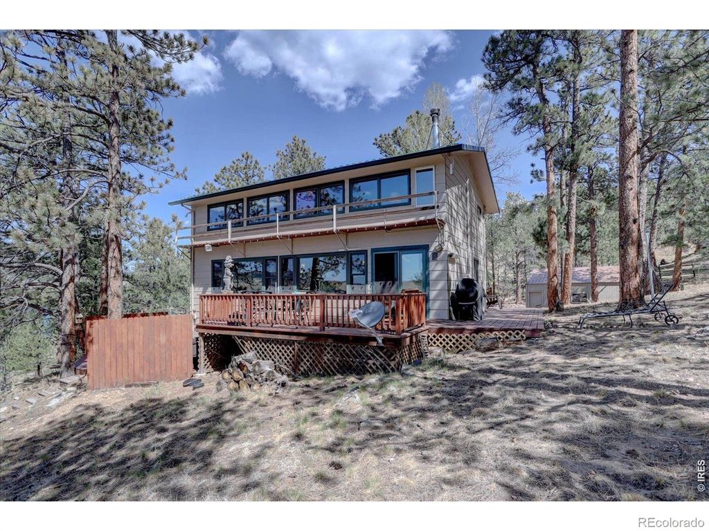 Photo of 14435 W County Road 18 E, Loveland, CO 80537 (MLS # IR1057505)